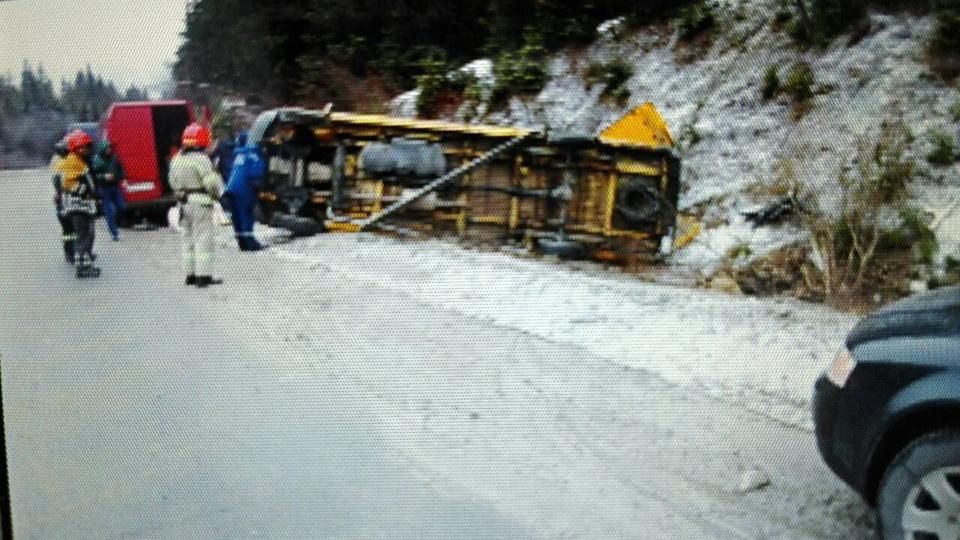 На Львівщині розбився мікроавтобус з пасажирами: є травмовані На Львівщині розбився мікроавтобус з пасажирами: є травмовані