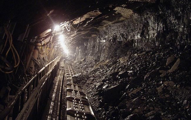 У Луганські області понад 170 шахтарів залишилися під землею через знеструмлення