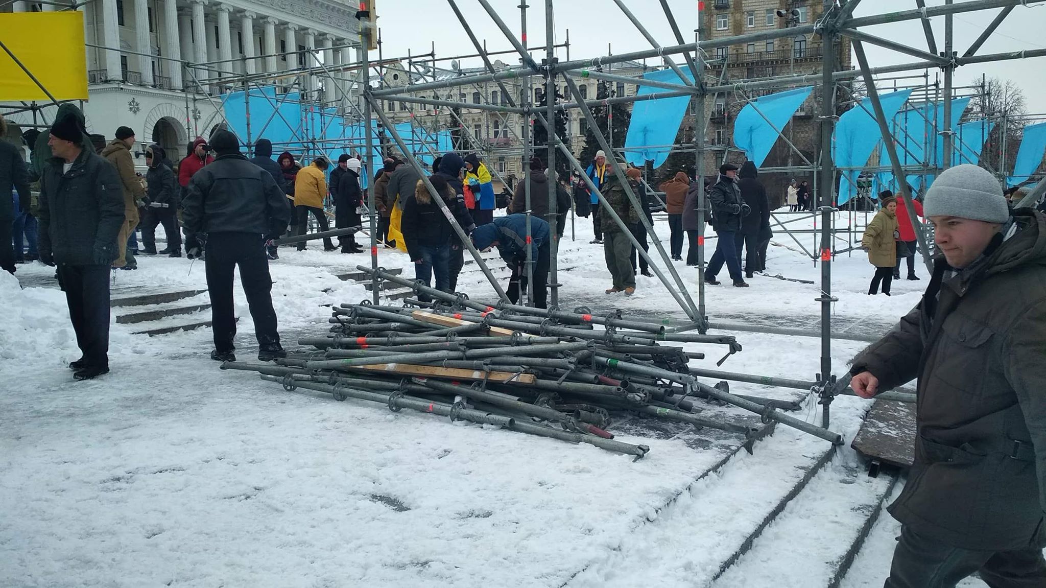 Ублюдки і варвари, – Шкіряк про самовільний демонтаж активістами конструкцій на Майдані у Києві 