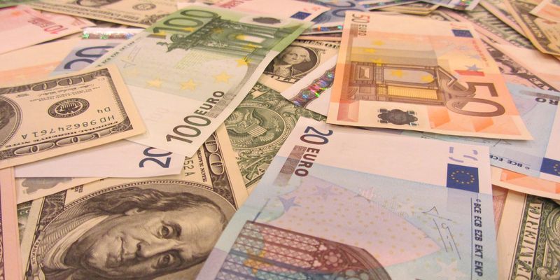 Курс валют на 20 березня: долар і євро суттєво здорожчали - Телеканал новин 24