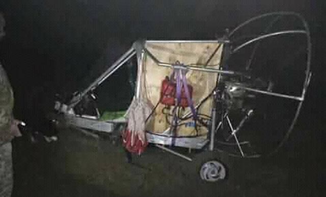 На Львівщині впав саморобний літаючий апарат з контрабандою: фото
