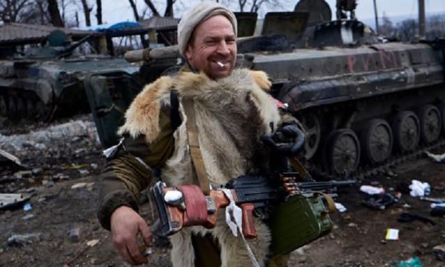 "Водка, сєпар, дві гранати": в штабі АТО сповістили про інцидент у лавах бойовиків "Водка, сєпар, дві гранати": в штабі АТО сповістили про інцидент у лавах бойовиків