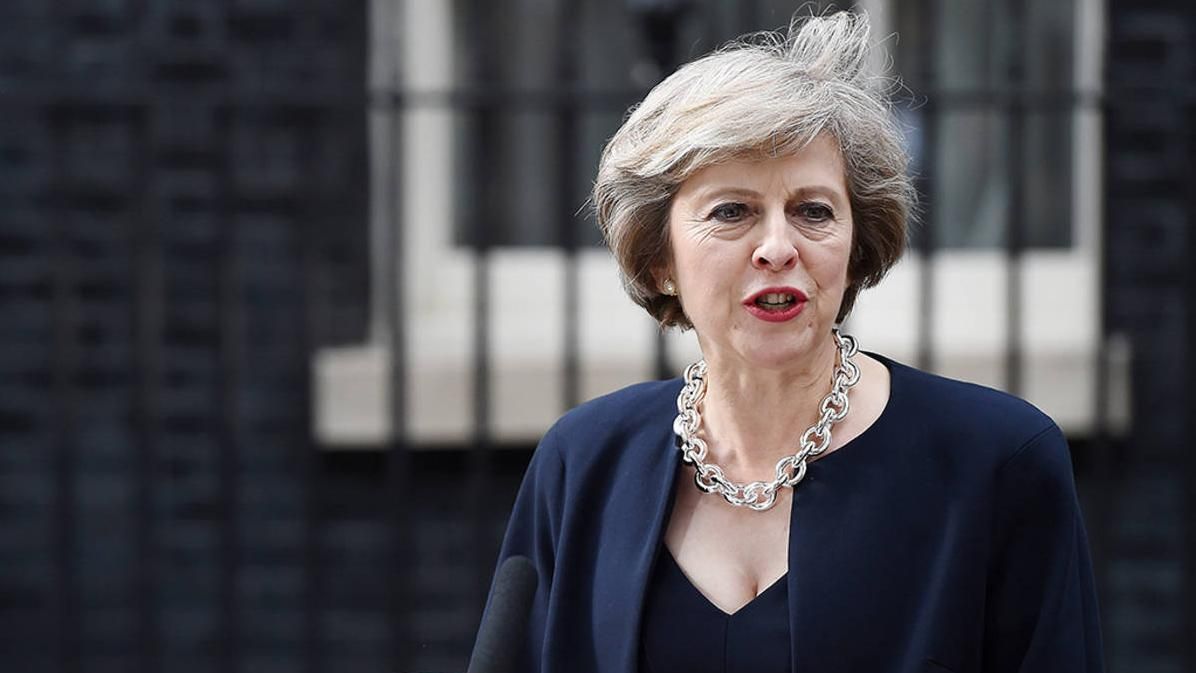 Сегодня 23 российских дипломата должны выехать из Великобритании Сегодня 23 российских дипломата должны выехать из Великобритании