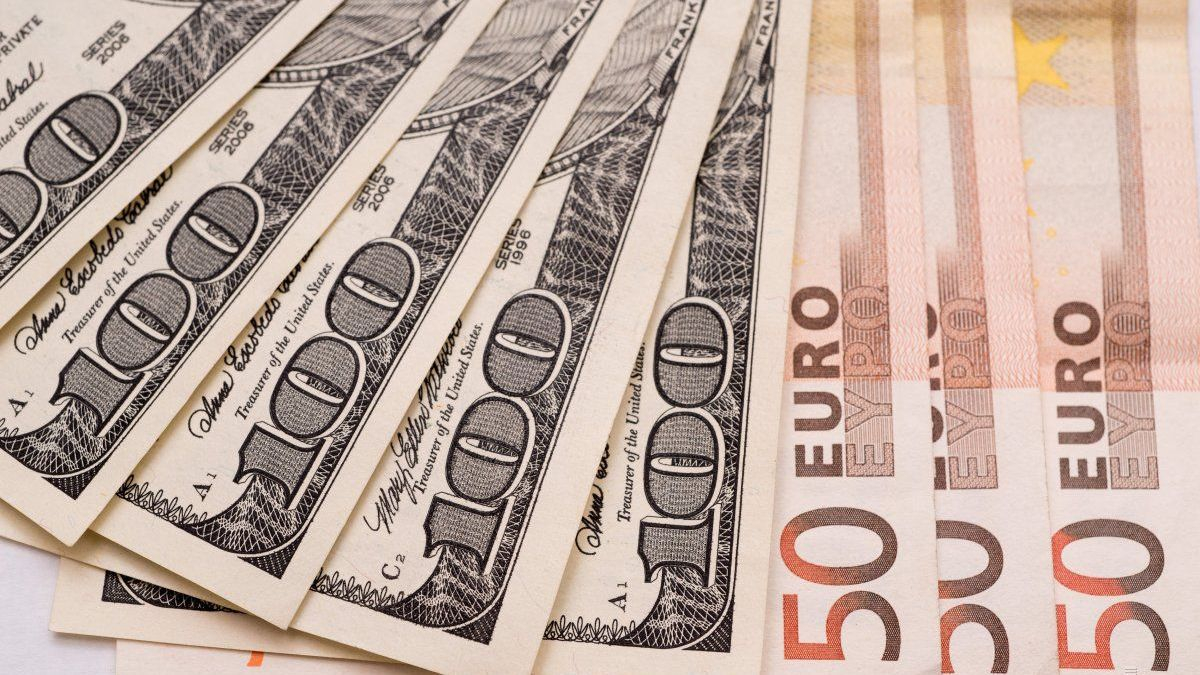 Курс валют НБУ на 21-03-2018: курс доллара, курс евро