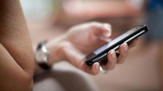 Нова шахрайська схема: як зловмисники вимагають паролі до телефонів, які "неможливо відновити" Нова шахрайська схема: як зловмисники вимагають паролі до телефонів, які "неможливо відновити"