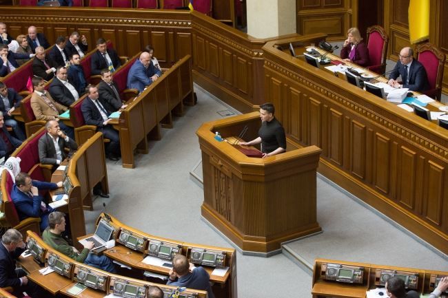 Савченко позбавили недоторканності: хто був проти - список Савченко позбавили недоторканності: хто був проти - список