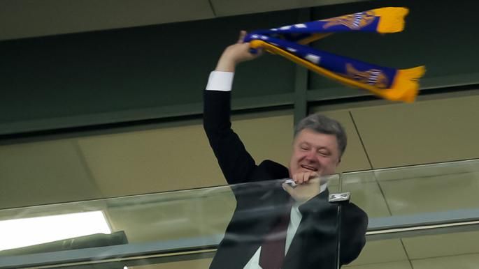 Порошенко відреагував на викриття спецоперації за участю Савченко Порошенко відреагував на викриття спецоперації за участю Савченко