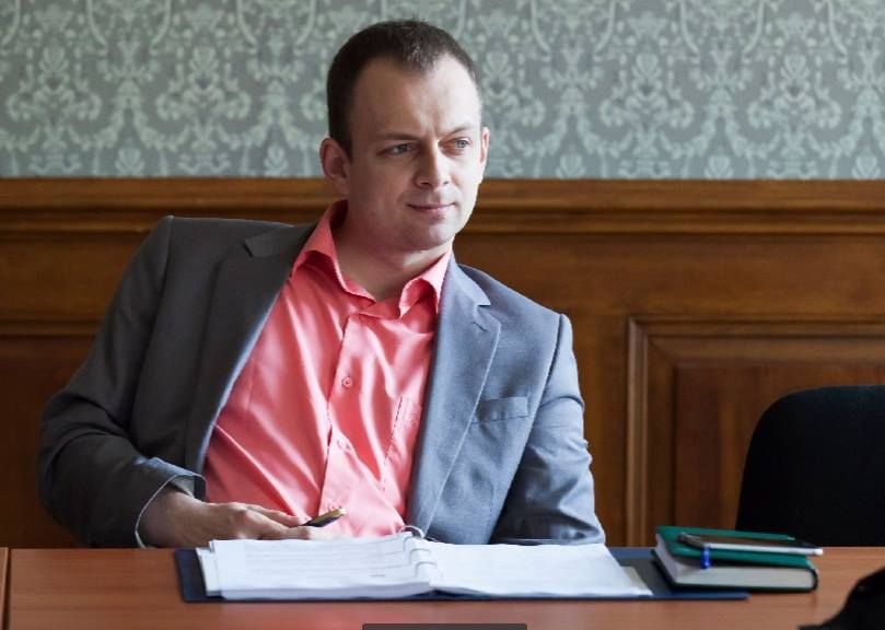 Скандальновідомий екс-прокурор Дмитро Сус вийшов із СІЗО під заставу Скандальновідомий екс-прокурор Дмитро Сус вийшов із СІЗО під заставу