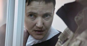 Савченко грубо обматерила прокурора в суде