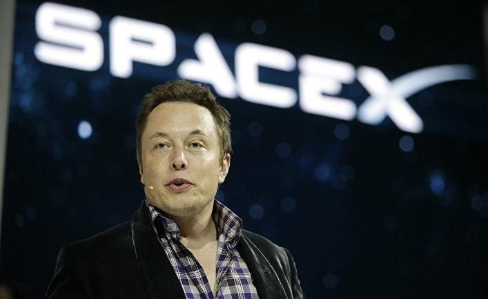 Илон Маск удалил страницу SpaceX и Tesla в Facebook из-за скандала вокруг сети