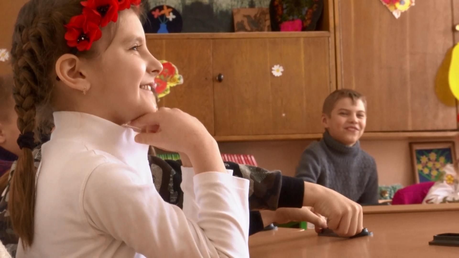 Украинские добровольцы посетили школы в Краматорске