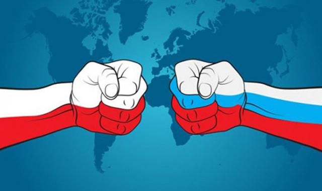 Польша высылает российских дипломатов Польша высылает российских дипломатов
