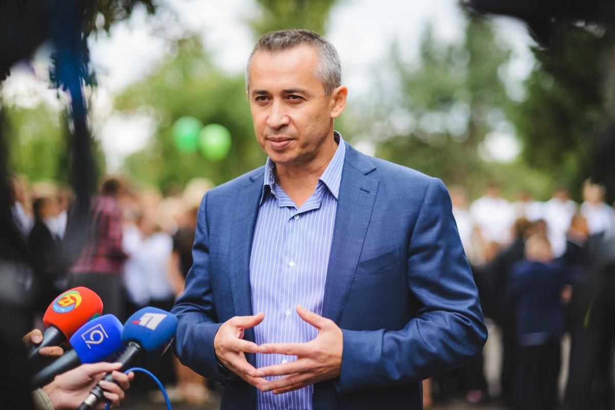 Народ – не стадо, питання про вступ в НАТО має вирішуватися на всенародному референдумі Народ – не стадо, питання про вступ в НАТО має вирішуватися на всенародному референдумі