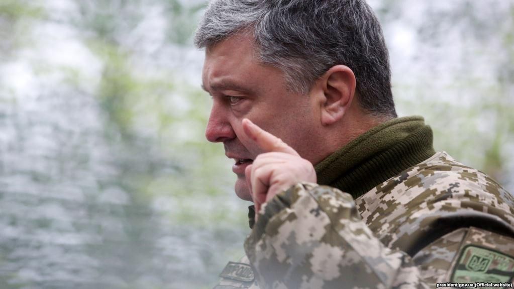 Порошенко озвучив кількість загиблих та поранених нацгвардійців на Донбасі