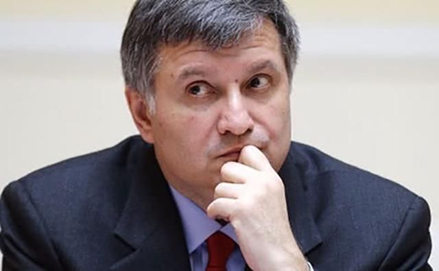 Украина может решить конфликт на Донбассе: Аваков назвал способ Украина может решить конфликт на Донбассе: Аваков назвал способ