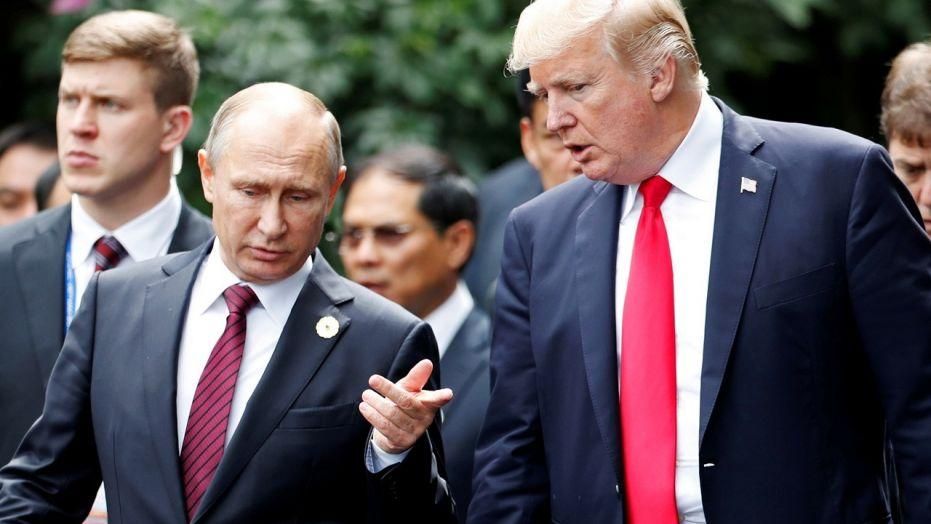 Трамп планує зустрітися з Путіним та провів з ним телефонну бесіду