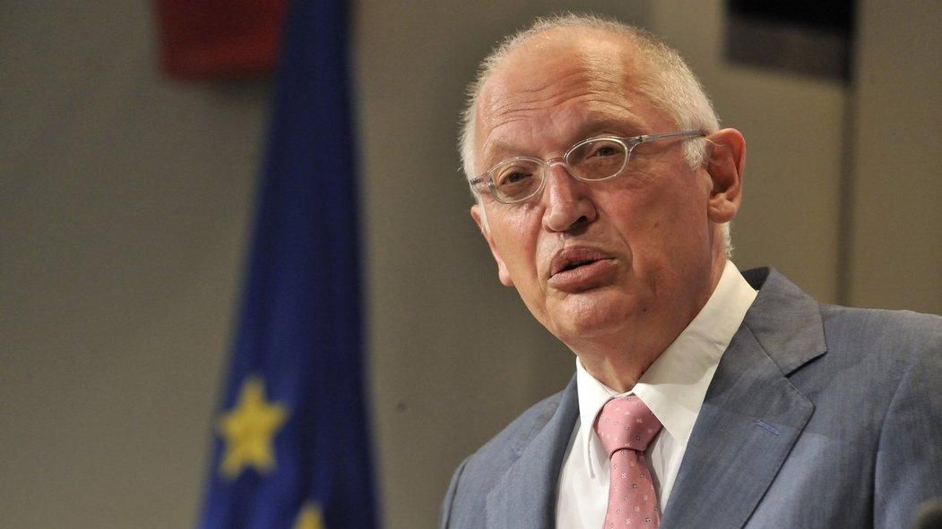 Экс-комиссар ЕС раскритиковал США и Евросоюз за выдворение российских дипломатов