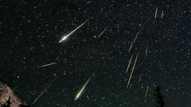 Над Японией запустят искусственный метеоритный дождь Над Японией запустят искусственный метеоритный дождь