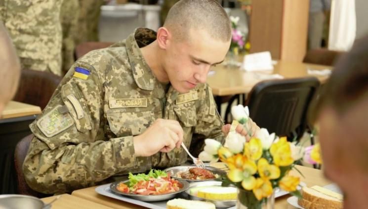 Як сьогодні годують українських військових