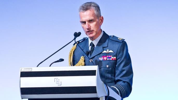 Пора готовиться к атакам России в космосе, – глава ВВС Британии