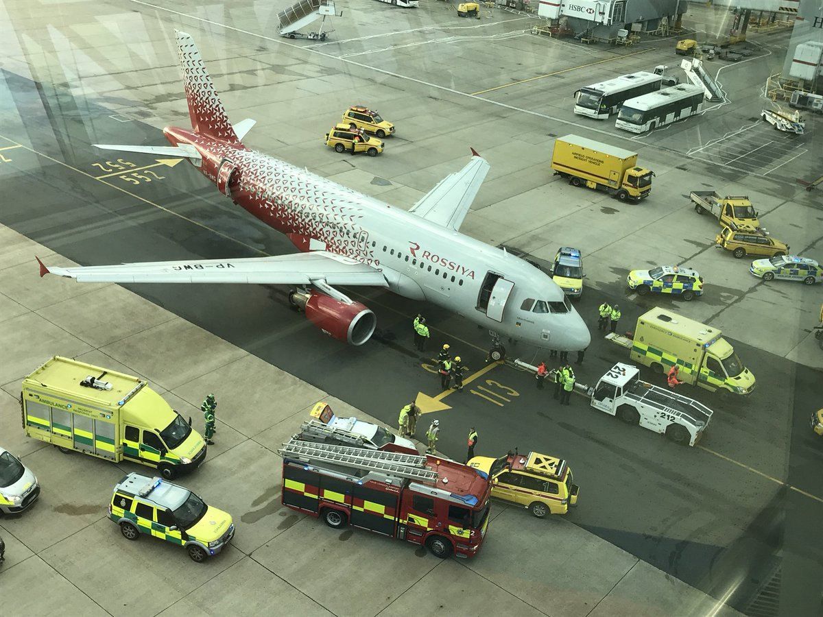 Российский самолет переехал ногу работнику аэропорта в Лондоне