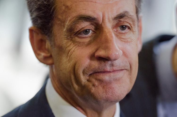 Саркозі постане перед судом за звинуваченням у корупції 