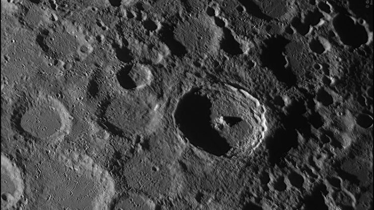 Искусственный интеллект обнаружил на Луне 6 тысяч ранее неизвестных кратеров