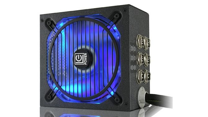 Немцы выпустили "необычный" блок питания: фото, характеристики, цена Немцы выпустили "необычный" блок питания: фото, характеристики, цена