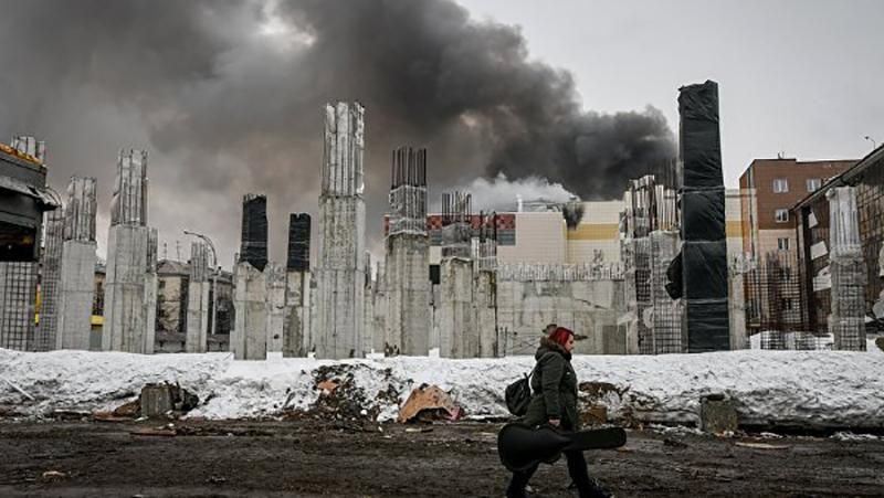 Смертельна пожежа у ТЦ у Кемерові: опубліковано відео моменту займання 