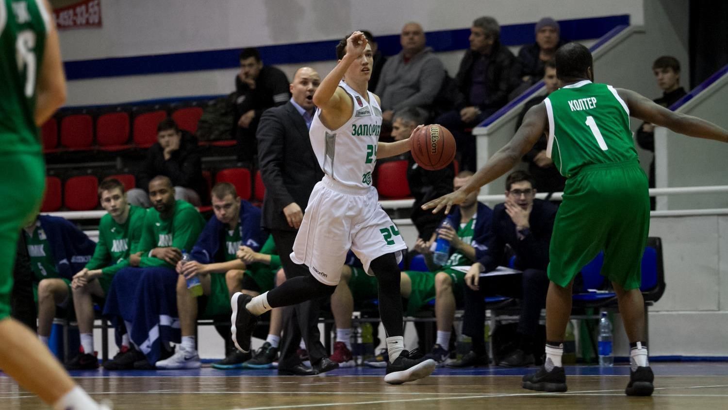 "Днепр" стал последним полуфиналистом плей-офф украинской баскетбольной суперлиги "Днепр" стал последним полуфиналистом плей-офф украинской баскетбольной суперлиги