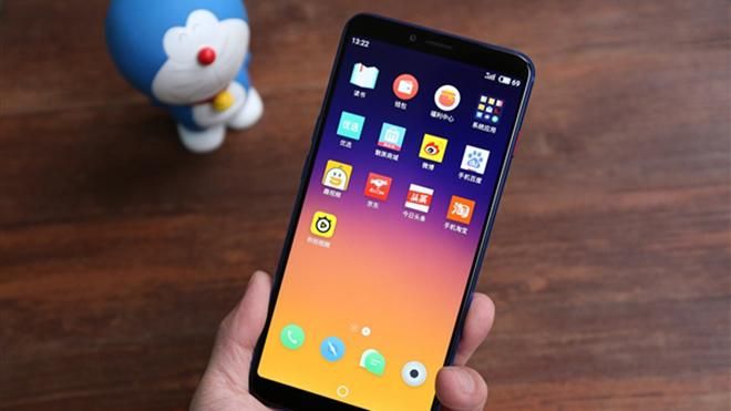 Компанія Meizu презентувала новий смартфон E3: фото, характеристики, ціна Компанія Meizu презентувала новий смартфон E3: фото, характеристики, ціна