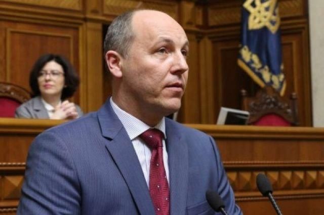 Парубий обещает рассмотреть вопрос об отмене е-деклараций для общественных активистов Парубий обещает рассмотреть вопрос об отмене е-деклараций для общественных активистов