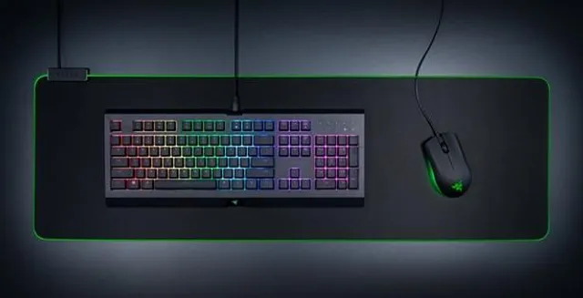 Килимки з підсвіткою від Razer