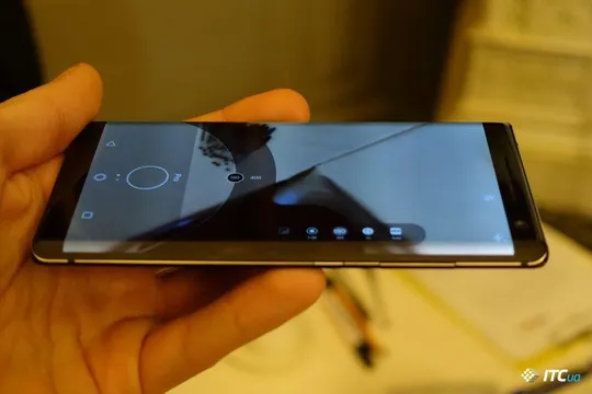 У продаж надійшли нові смартфони Nokia 8 Sirocco У продаж надійшли нові смартфони Nokia 8 Sirocco