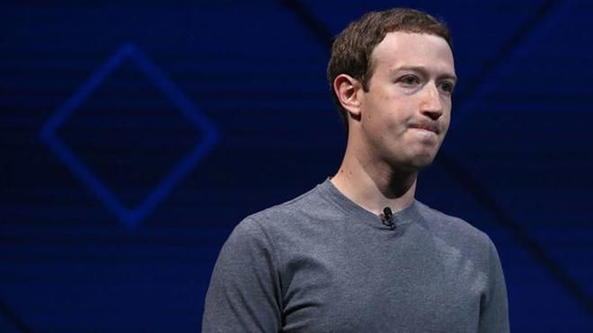 Інвестори вимагають відставки Цукерберга через скандал навколо Facebook