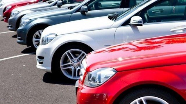 На яких автомобілях їздять народні депутати На яких автомобілях їздять народні депутати