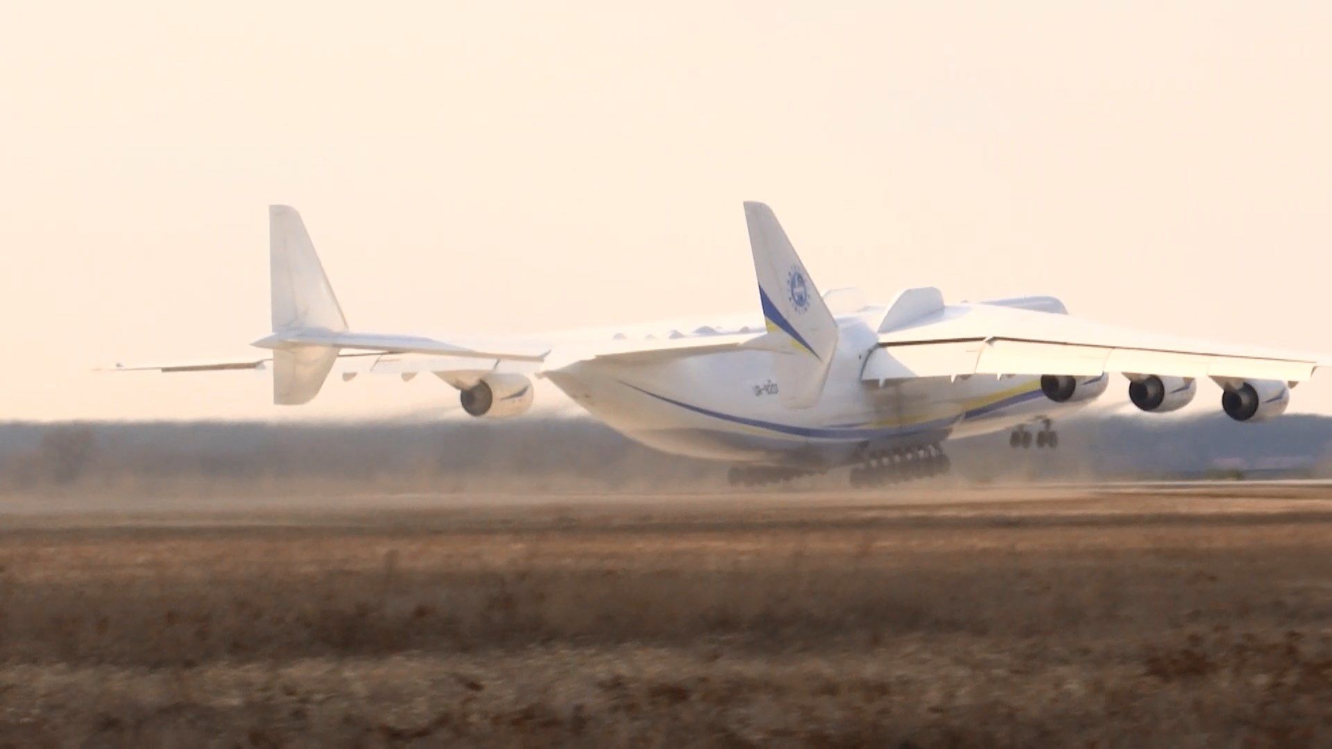Найбільший та найпотужніший у світі літак "Мрія" отримав замовлення в Німеччині 