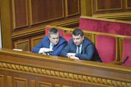 Крик и споры в Раде: нардепы сорвали отчет Сытника и Холодницкого