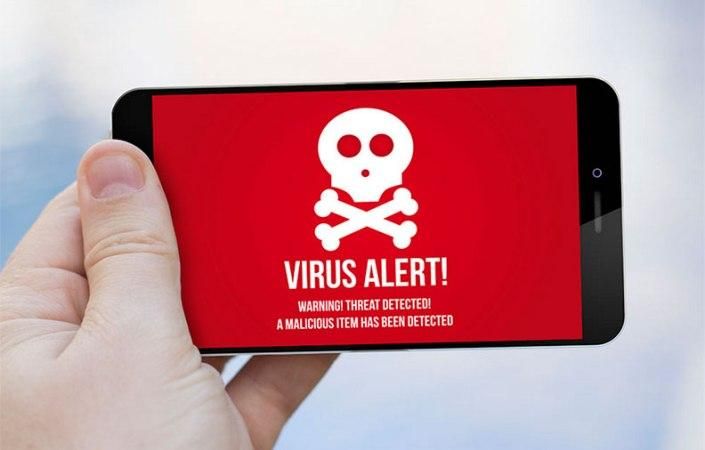 Небезпечний вірус атакував телефони клієнтів Сбербанку Росії