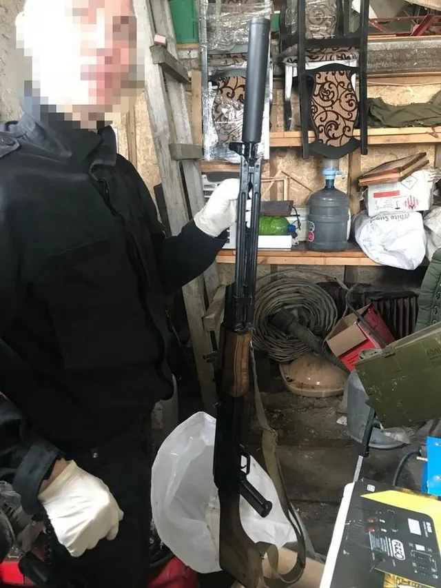Чоловік на Київщині незаконно вивозив зброю із зони бойових дій