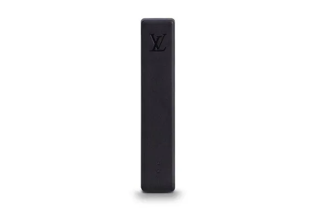 Louis Vuitton випустив трекер для багажу Louis Vuitton випустив трекер для багажу