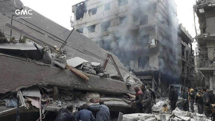 Внаслідок авіаударів у сирійському місті Дума загинули 27 людей