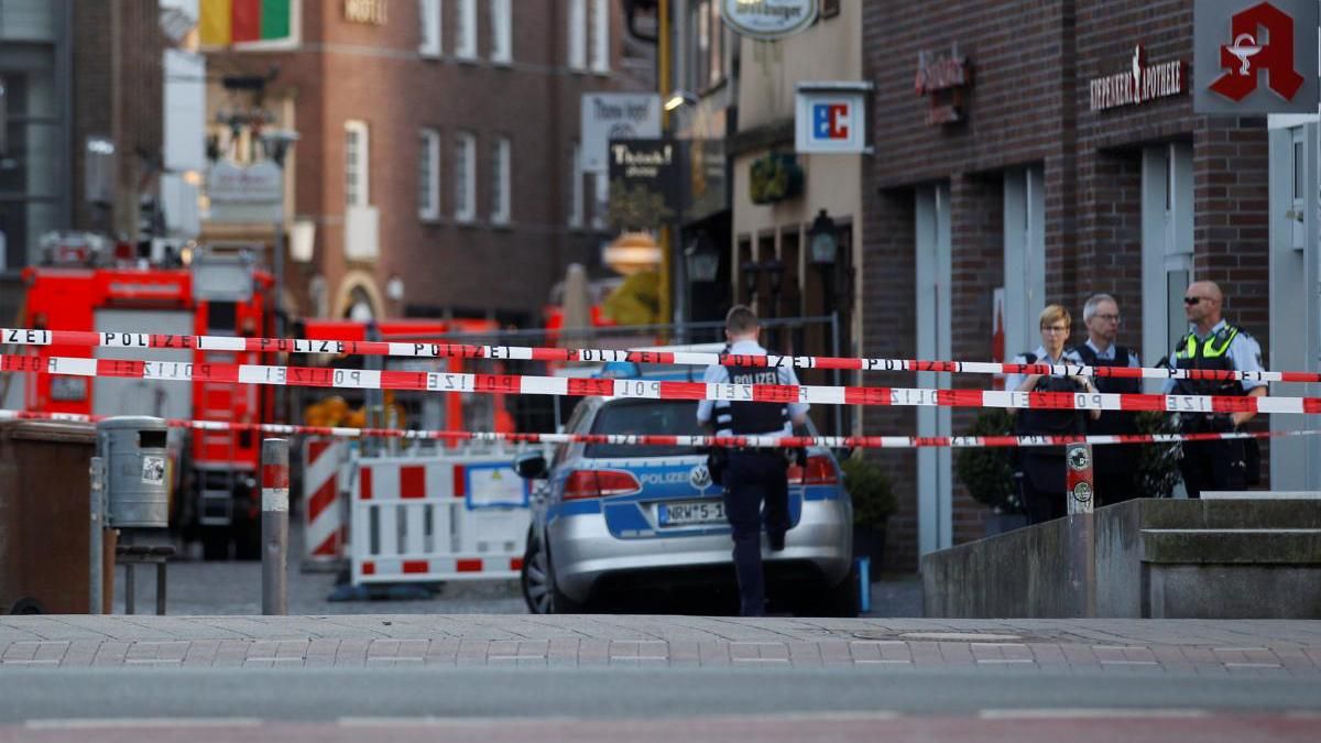 Наезд на толпу в Мюнстере: МВД Германии сделало важное заявление относительно нападавшего Наезд на толпу в Мюнстере: МВД Германии сделало важное заявление относительно нападавшего