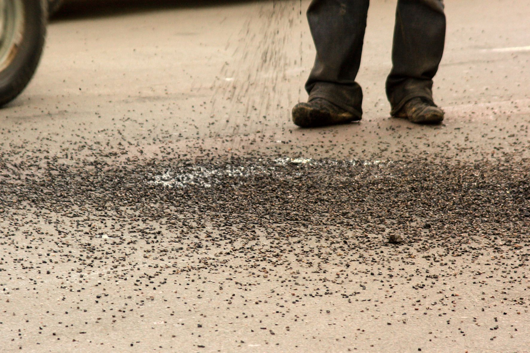 Министр известил, когда отремонтируют трассы Киев – Одесса и Киев – Чоп