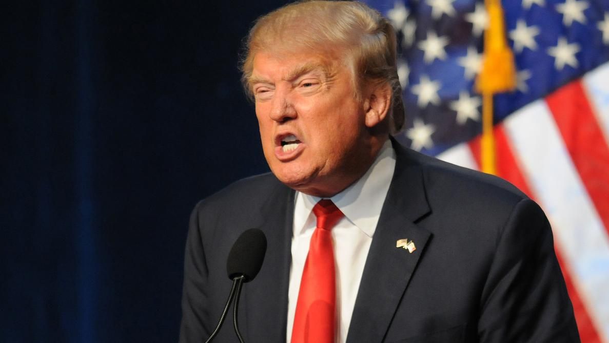 "Полювання на відьом": Трамп гостро відреагував на обшуки свого адвоката "Полювання на відьом": Трамп гостро відреагував на обшуки свого адвоката