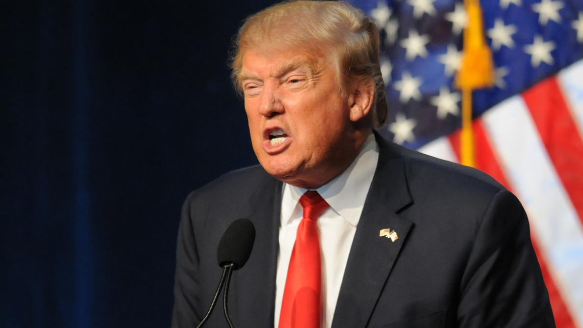 "Охота на ведьм": Трамп остро отреагировал на обыски у своего адвоката