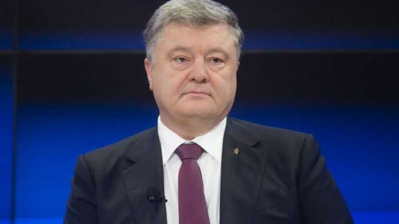 Порошенко анонсировал украинские санкции против российских олигархов