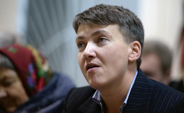 Следователи обыскивают офис Савченко