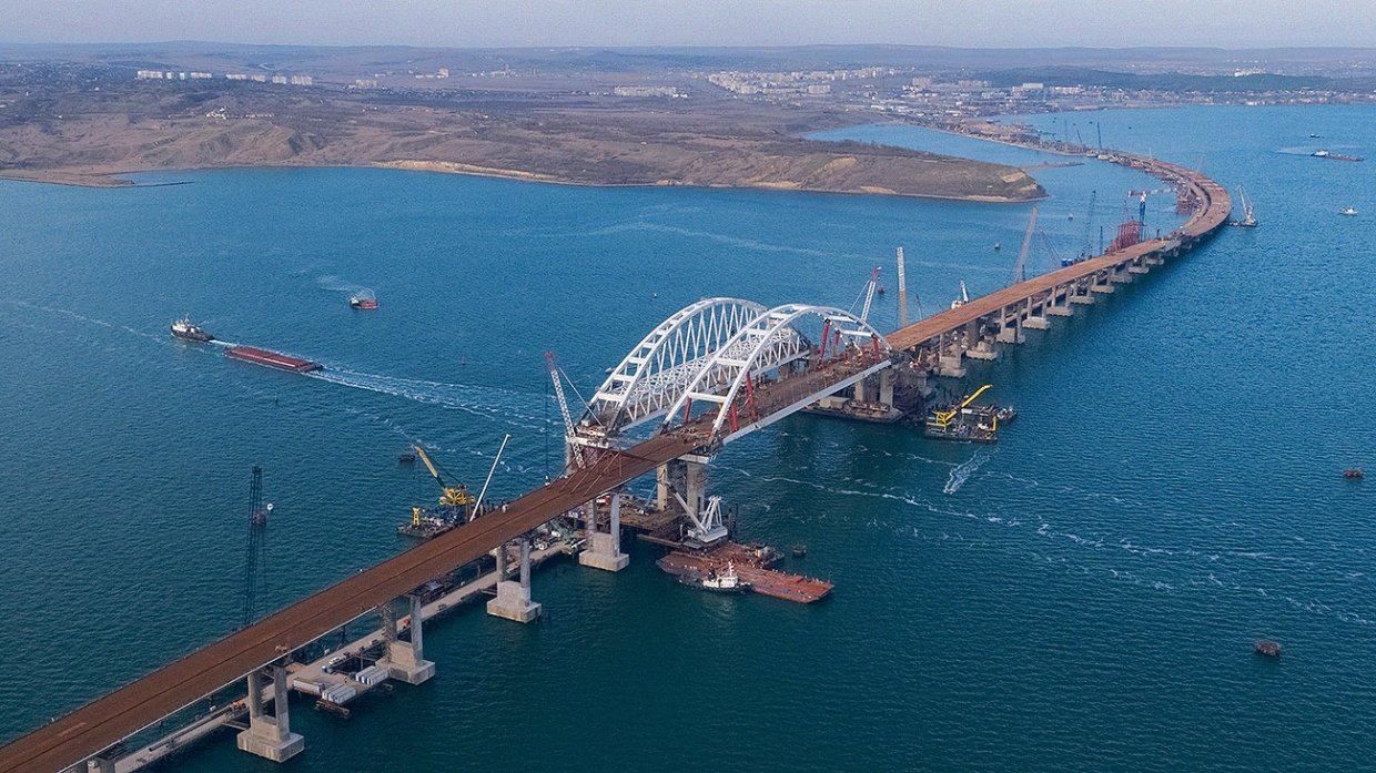 Стало відомо, чому росіяни заявили про можливі теракти "українських диверсантів" на мосту в Крим