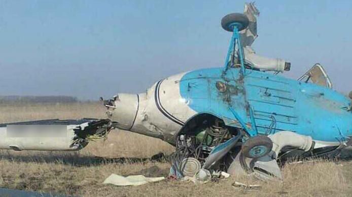 На Полтавщине упал вертолет: фото с места происшествия На Полтавщине упал вертолет: фото с места происшествия